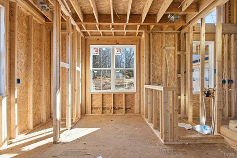 Tiny photo for 7 Wingfield Drive, Goode, VA 24556 (MLS # 364316)