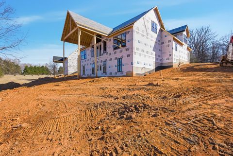 Tiny photo for 7 Wingfield Drive, Goode, VA 24556 (MLS # 364316)