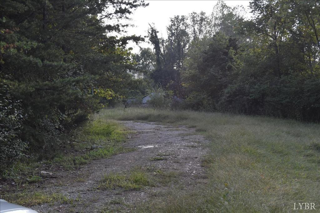 1046 Lancaster Lane, Lynch Station, Virginia image 2