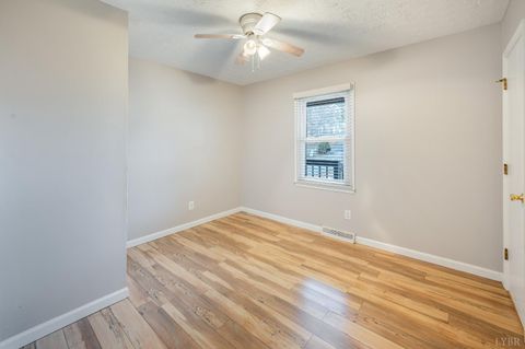 Tiny photo for 636 Willow Oak Terrace, Forest, VA 24551 (MLS # 364537)