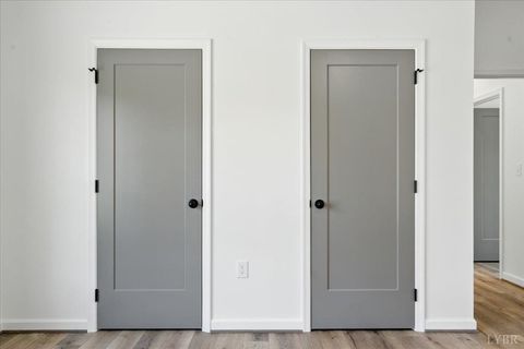 Tiny photo for 2730 Liberty Chapel Road, Appomattox, VA 24522 (MLS # 361534)