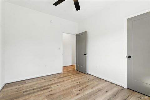 Tiny photo for 2730 Liberty Chapel Road, Appomattox, VA 24522 (MLS # 361534)