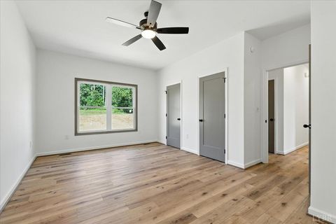 Tiny photo for 2730 Liberty Chapel Road, Appomattox, VA 24522 (MLS # 361534)