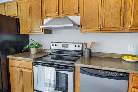 Tiny photo for 8022 Timberlake Road #12, Lynchburg, VA 24502 (MLS # 366637)