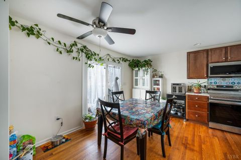 Tiny photo for 108 East Williams Street, Brookneal, VA 24528 (MLS # 364902)