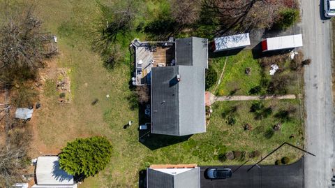 Tiny photo for 108 East Williams Street, Brookneal, VA 24528 (MLS # 364902)