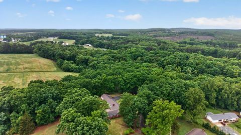 Tiny photo for 111 Oaklawn Terrace Ter, Gretna, VA 24557 (MLS # 366547)