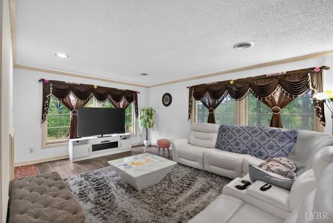 Tiny photo for 111 Oaklawn Terrace Ter, Gretna, VA 24557 (MLS # 366547)