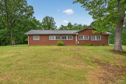 Tiny photo for 111 Oaklawn Terrace Ter, Gretna, VA 24557 (MLS # 366547)