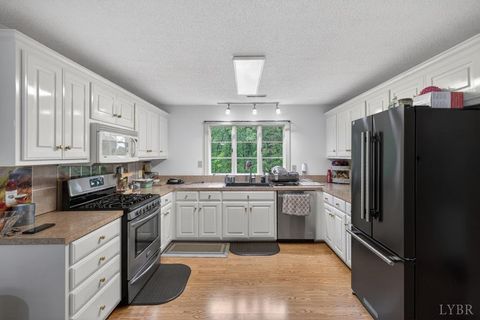 Tiny photo for 111 Oaklawn Terrace Ter, Gretna, VA 24557 (MLS # 366547)