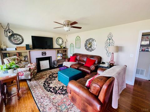 Tiny photo for 703 North Street, Bedford, VA 24523 (MLS # 365676)