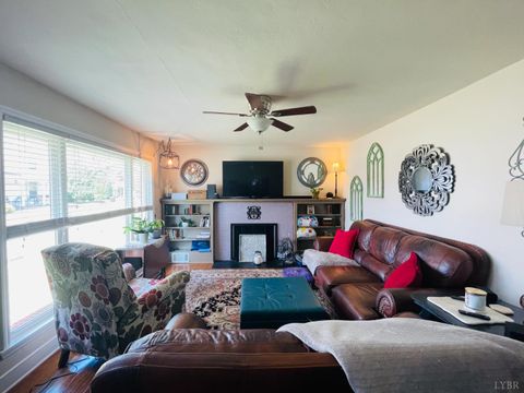 Tiny photo for 703 North Street, Bedford, VA 24523 (MLS # 365676)