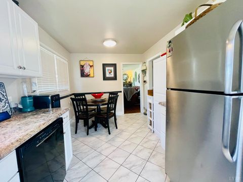 Tiny photo for 703 North Street, Bedford, VA 24523 (MLS # 365676)