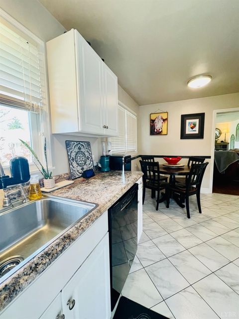 Tiny photo for 703 North Street, Bedford, VA 24523 (MLS # 365676)