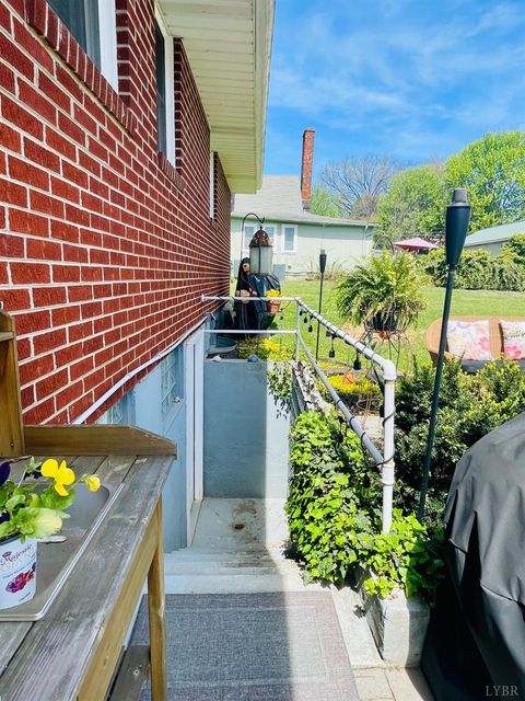 Tiny photo for 703 North Street, Bedford, VA 24523 (MLS # 365676)