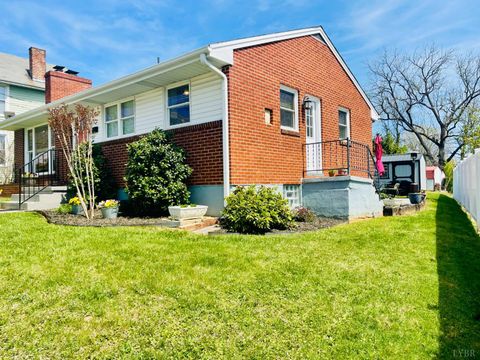 Tiny photo for 703 North Street, Bedford, VA 24523 (MLS # 365676)