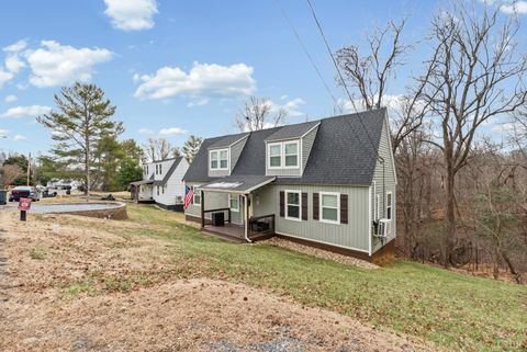 Tiny photo for 634 Selene Street, Lynchburg, VA 24503 (MLS # 363629)