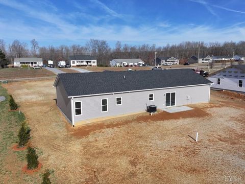 Tiny photo for 2288 Smith Mountain Lake Parkway, Huddleston, VA 24104 (MLS # 362165)