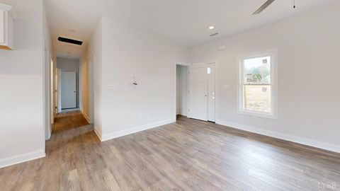 Tiny photo for 2288 Smith Mountain Lake Parkway, Huddleston, VA 24104 (MLS # 362165)