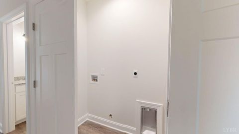 Tiny photo for 2288 Smith Mountain Lake Parkway, Huddleston, VA 24104 (MLS # 362165)