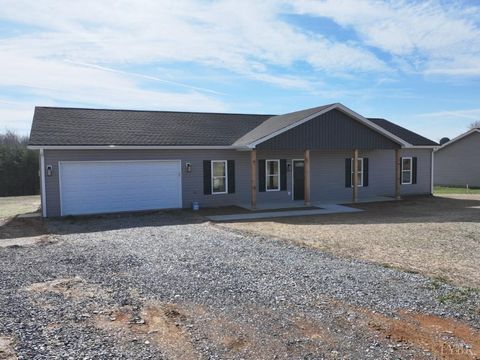 Tiny photo for 2288 Smith Mountain Lake Parkway, Huddleston, VA 24104 (MLS # 362165)