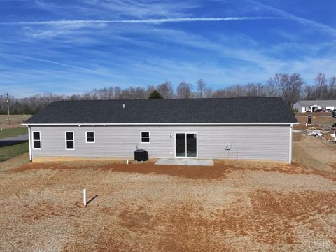 Tiny photo for 2288 Smith Mountain Lake Parkway, Huddleston, VA 24104 (MLS # 362165)