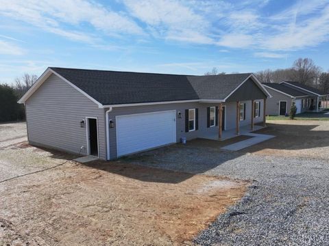 Tiny photo for 2288 Smith Mountain Lake Parkway, Huddleston, VA 24104 (MLS # 362165)
