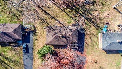 Tiny photo for 230 george Street, Lynchburg, VA 24502 (MLS # 363773)