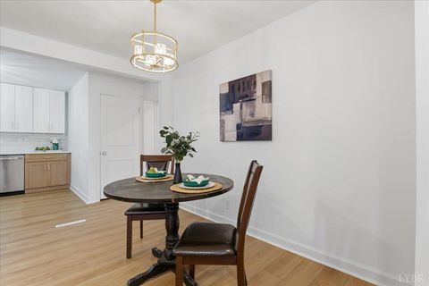 Tiny photo for 230 george Street, Lynchburg, VA 24502 (MLS # 363773)