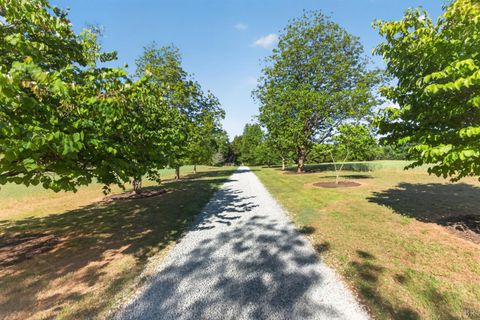 Tiny photo for 644 Campbell Crossing Road, Meherrin, VA 23954 (MLS # 366332)