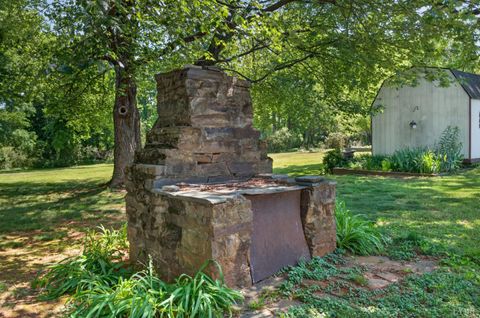 Tiny photo for 68 Birchtree Lane, Concord, VA 24538 (MLS # 366675)