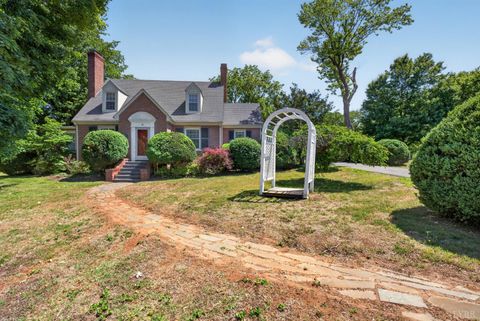 Tiny photo for 68 Birchtree Lane, Concord, VA 24538 (MLS # 366675)