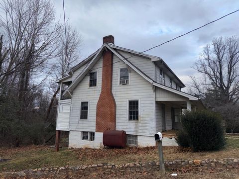 Tiny photo for 109 Cedar Gate Road, Monroe, VA 24574 (MLS # 363637)