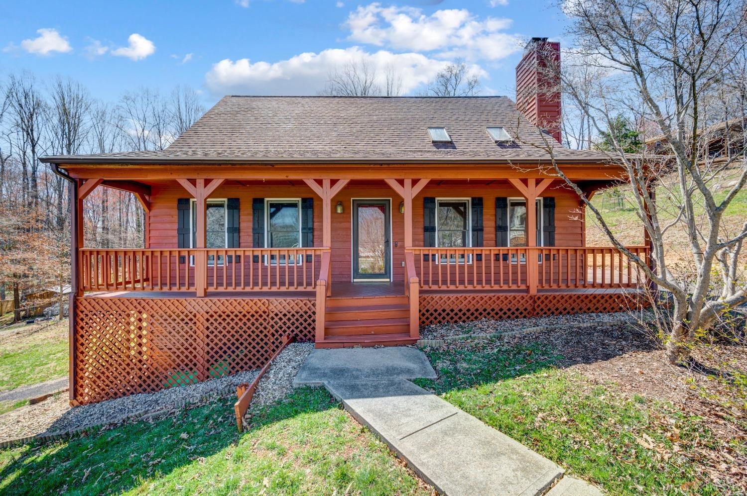 121 Laurel Lane, Lynchburg, Virginia image 1