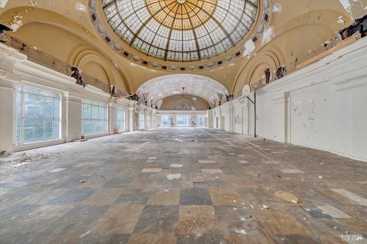 Lynchburg, Virginia 24504, United States, ,Commercial,Active,129804