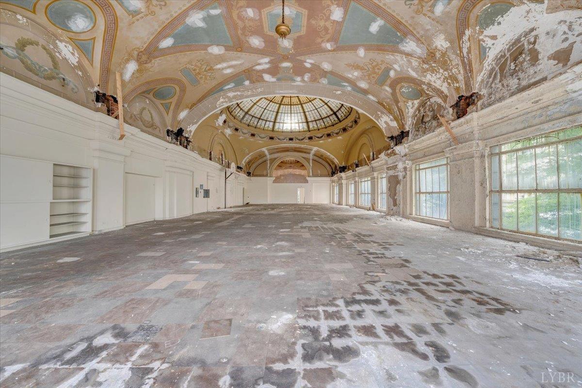 Lynchburg, Virginia 24504, United States, ,Commercial,Active,129804