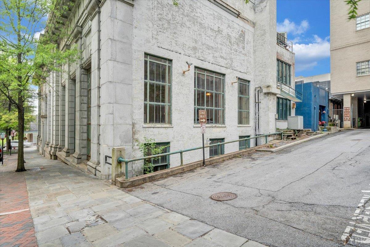 Lynchburg, Virginia 24504, United States, ,Commercial,Active,129804