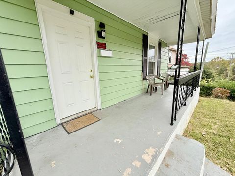 Tiny photo for 419 Florida Avenue, Lynchburg, VA 24501 (MLS # 362772)
