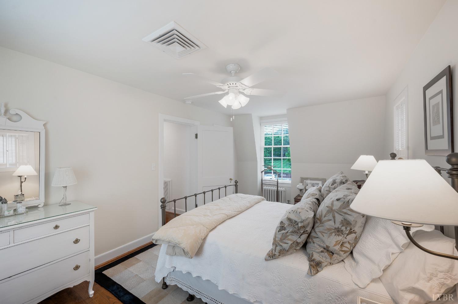 2703 Rivermont Avenue, Lynchburg, Virginia image 45