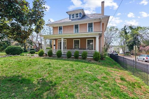 Tiny photo for 201 Harrison Street, Lynchburg, VA 24504 (MLS # 365061)