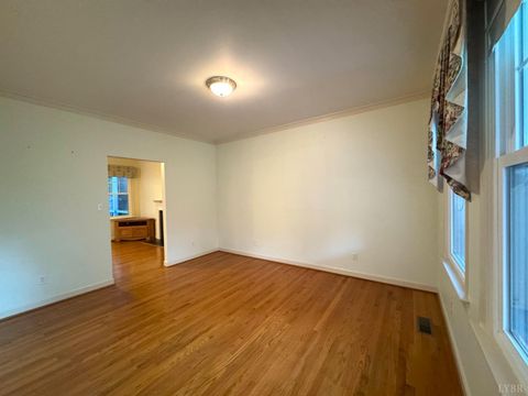 Tiny photo for 301 Mullbury Place, Lynchburg, VA 24502 (MLS # 366470)