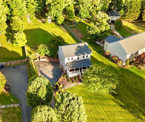 Tiny photo for 301 Mullbury Place, Lynchburg, VA 24502 (MLS # 366470)