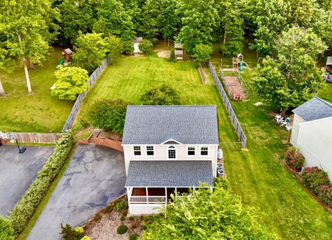 Tiny photo for 301 Mullbury Place, Lynchburg, VA 24502 (MLS # 366470)