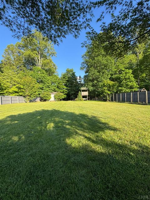 Tiny photo for 301 Mullbury Place, Lynchburg, VA 24502 (MLS # 366470)