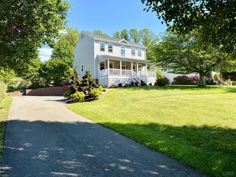 Photo of 301 Mullbury Place, Lynchburg, VA 24502 (MLS # 366470)
