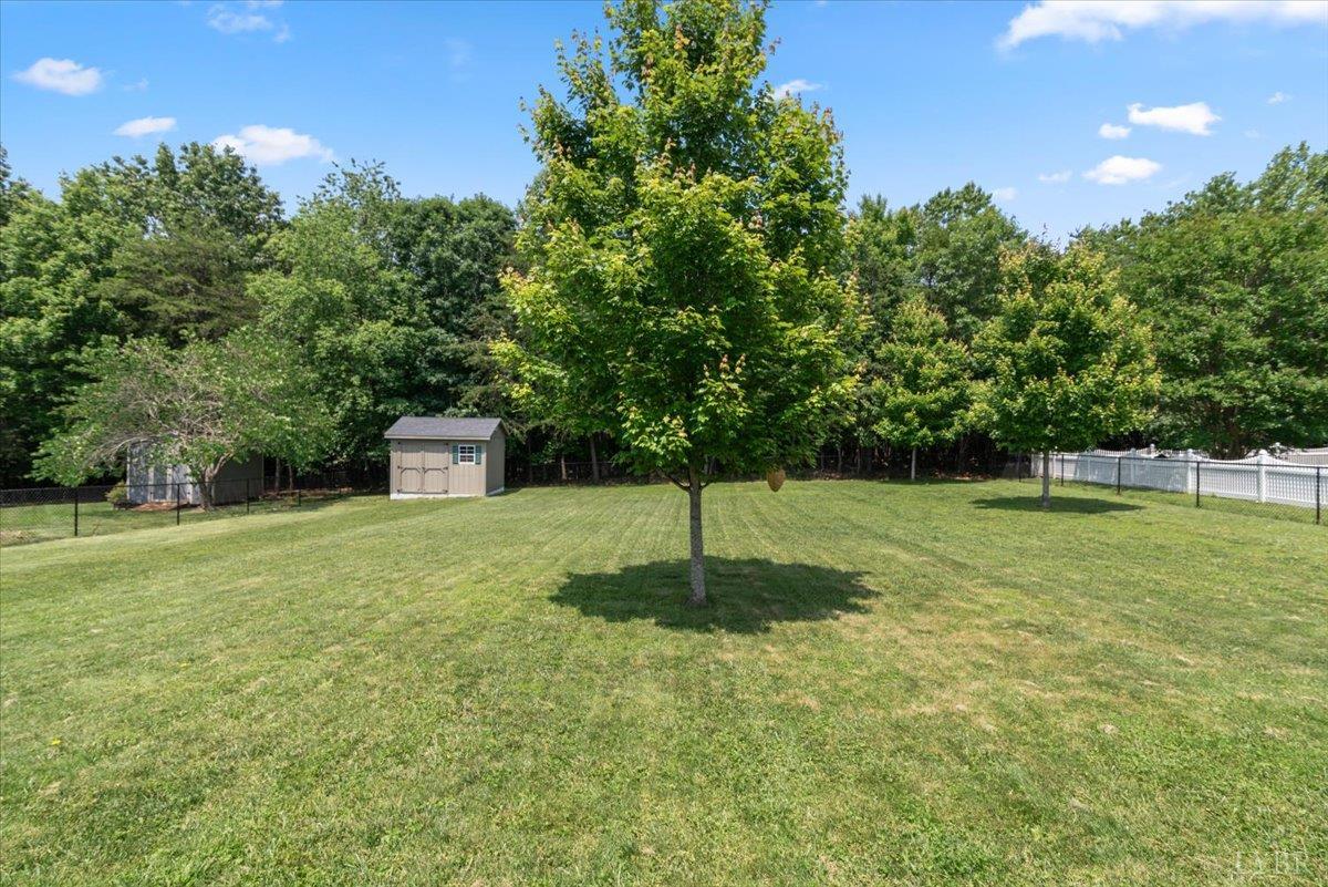 260 Russell Springs Drive, Lynchburg, Virginia image 26