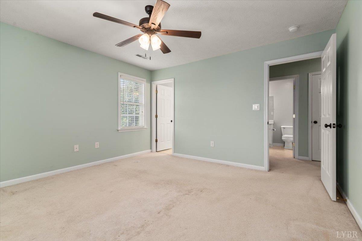 260 Russell Springs Drive, Lynchburg, Virginia image 18