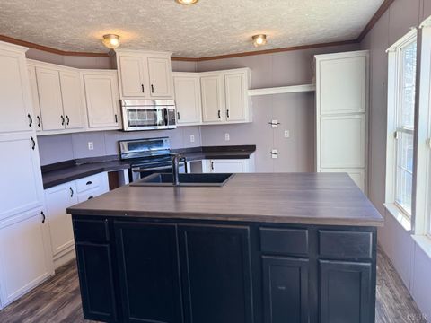 Tiny photo for 390 Bedford Highway, Lynch Station, VA 24571 (MLS # 363258)