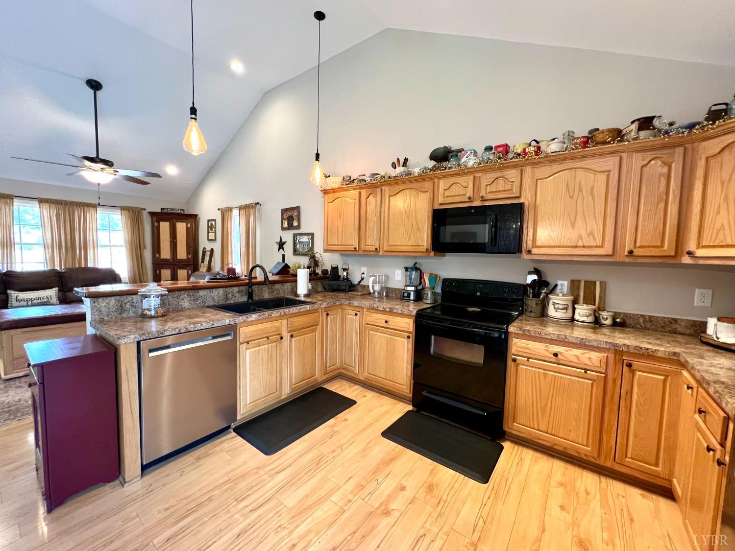 295 Samson Way, Madison Heights, Virginia image 14