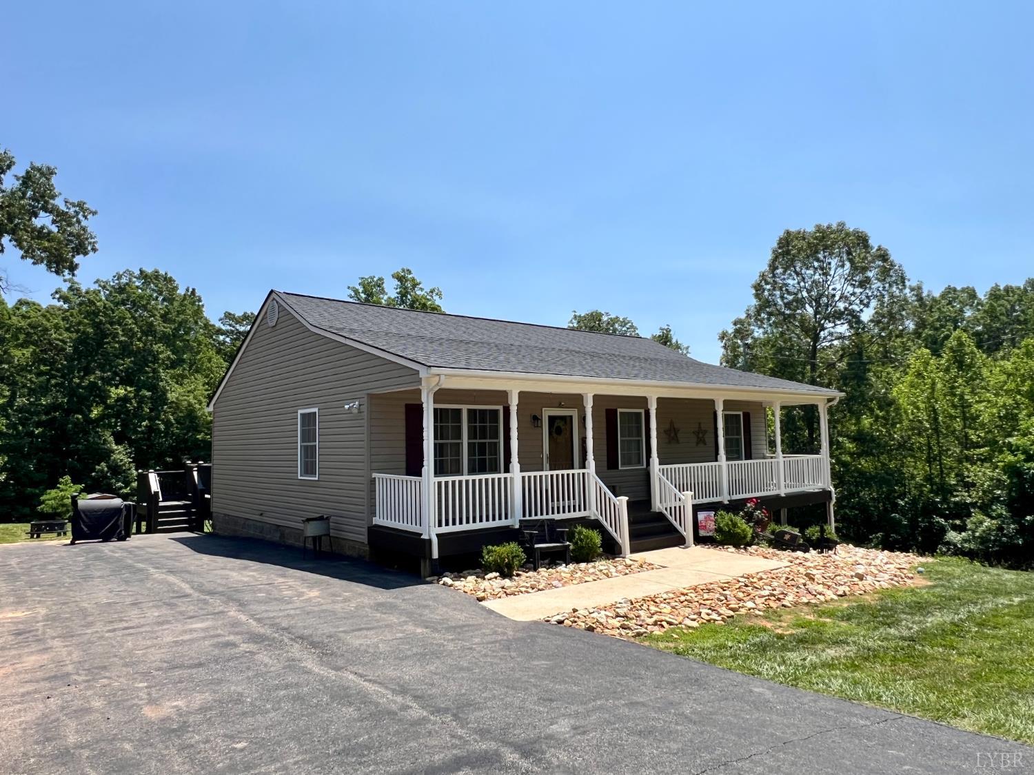 295 Samson Way, Madison Heights, Virginia image 36